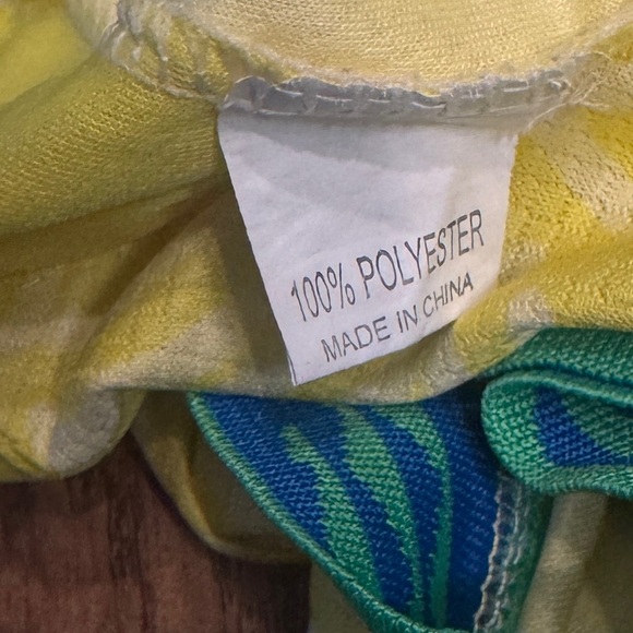 Kids Brazil Soccer Jersey - Yellow and Green - Picture 4 of 6